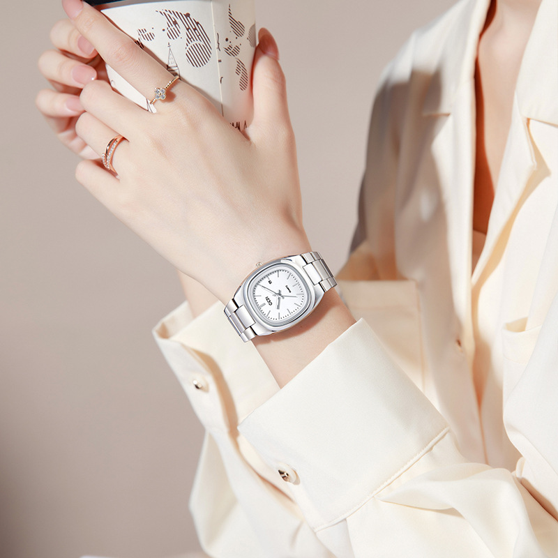 Relógio Feminino Fashion UTHAI - Luxury Watch Girl avaliação e preço